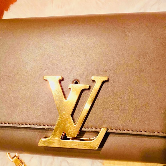 Louis Vuitton Granit Leather Chain
Louise GM Bag with full inclusion! - Picture 8 of 11